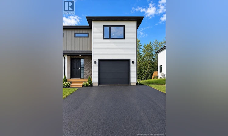 110 Francfort Crescent