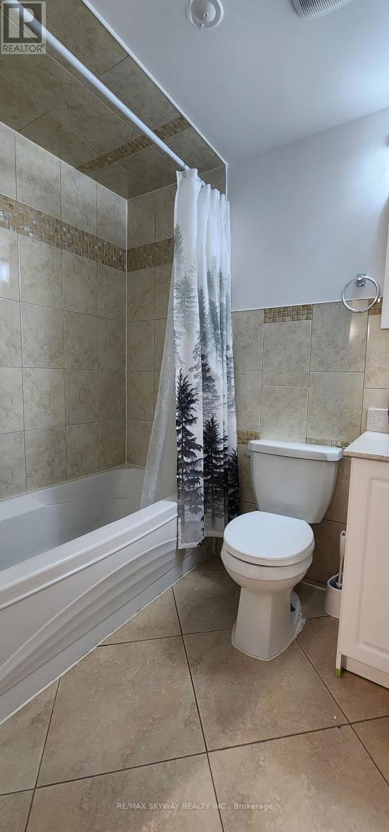 68 Cobblehill Crescent, Brampton, ON, L6P 2M4 - 6
