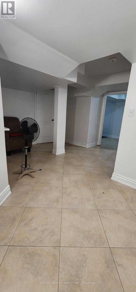68 Cobblehill Crescent, Brampton, ON, L6P 2M4 - 10