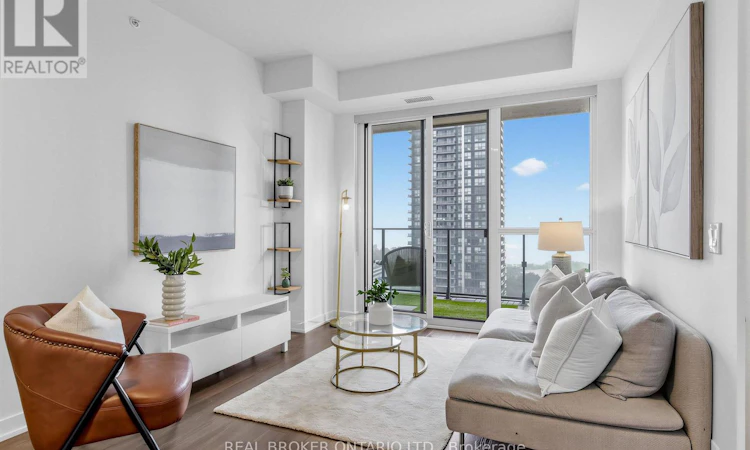 1910-10 Park Lawn Road