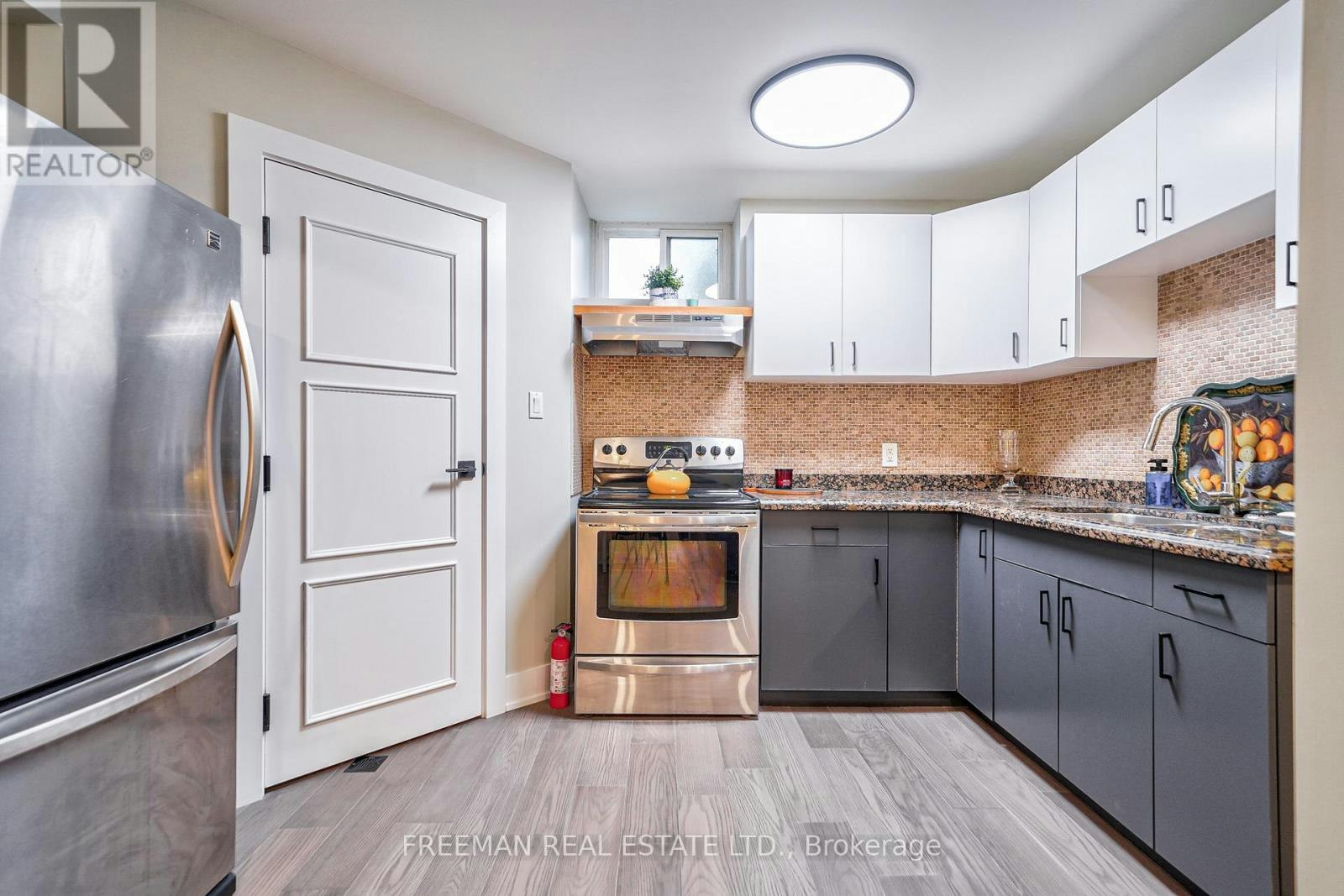B-351 Windermere Avenue, Toronto, ON, M6S 3L1 - 6