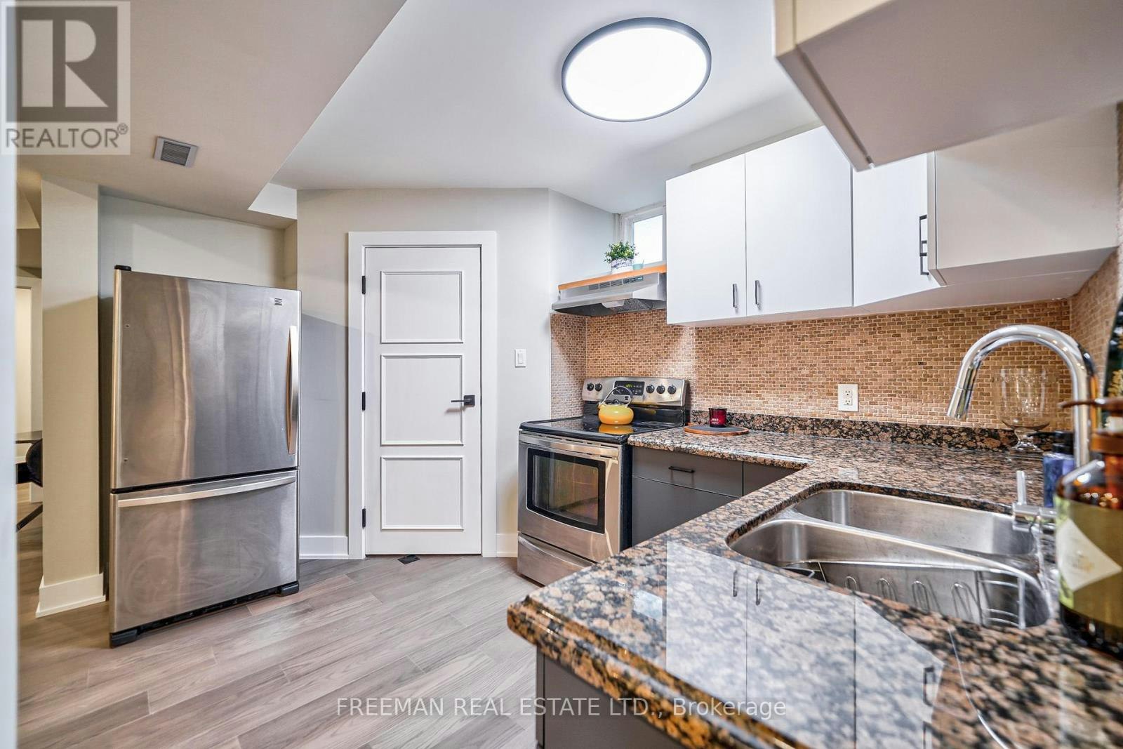 B-351 Windermere Avenue, Toronto, ON, M6S 3L1 - 7