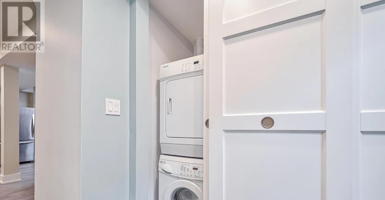 B-351 Windermere Avenue, Toronto, ON, M6S 3L1 - 15