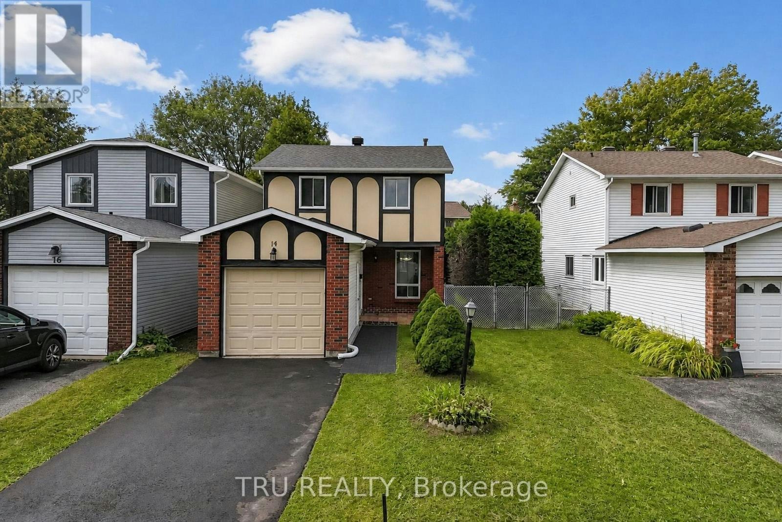 14 Wolfgang Drive, Ottawa, ON, K2J 1T1