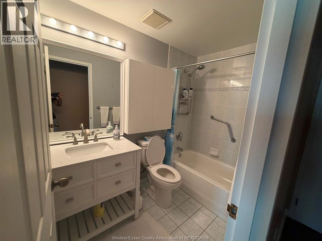1006-4789 Riverside Drive East, Windsor, ON, N8Y 5A2 - 17
