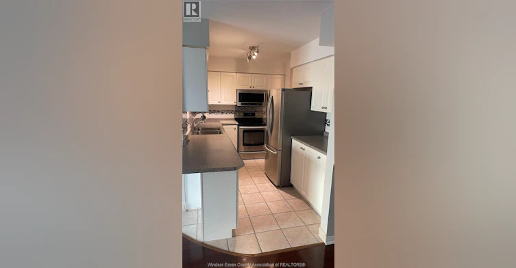 1006-4789 Riverside Drive East, Windsor, ON, N8Y 5A2 - 9