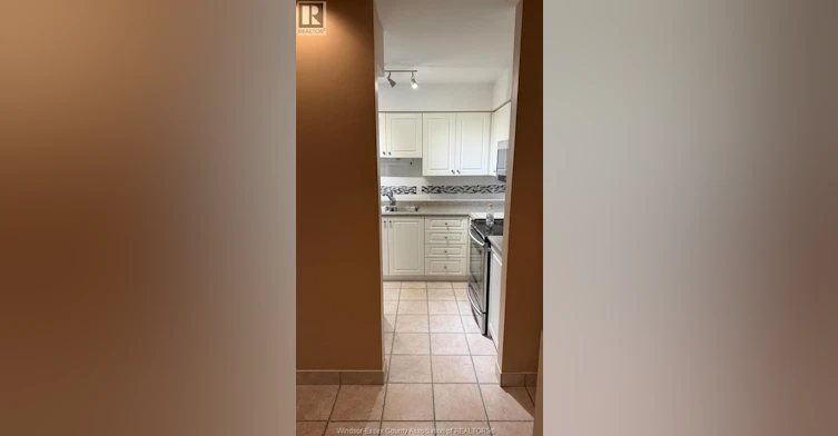 1006-4789 Riverside Drive East, Windsor, ON, N8Y 5A2 - 8