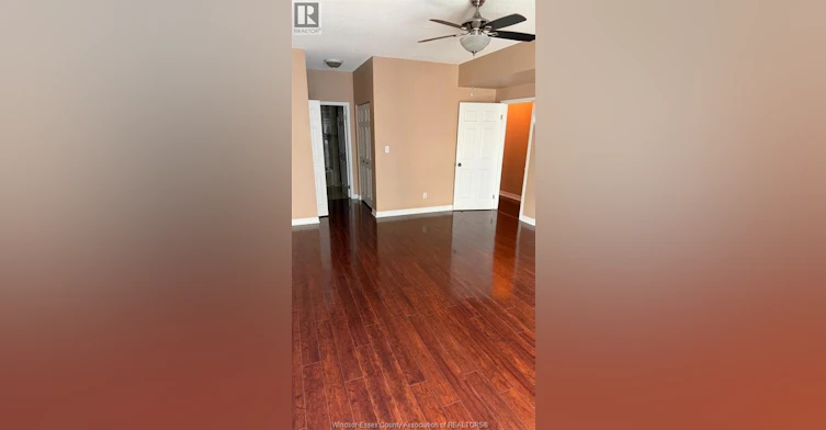 1006-4789 Riverside Drive East, Windsor, ON, N8Y 5A2 - 11