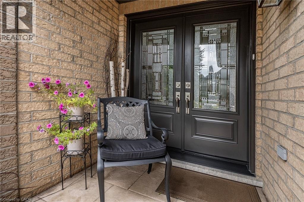 90 Surrey Drive - 4