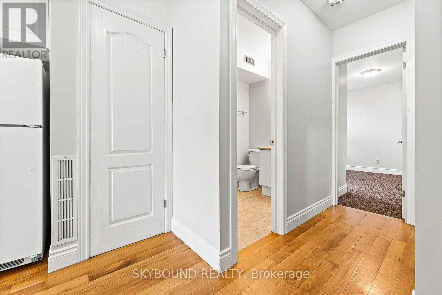 1-910 Kingston Road S, Toronto, ON, M4E 1S5 - 17