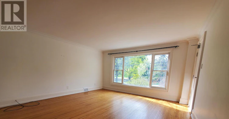 MAIN FLOOR-21 Love Crescent, Toronto, ON, M4E 1V6 - 5