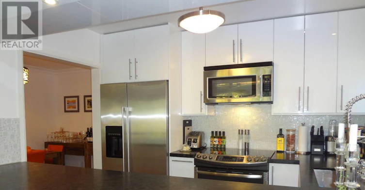 MAIN FLOOR-21 Love Crescent, Toronto, ON, M4E 1V6 - 13