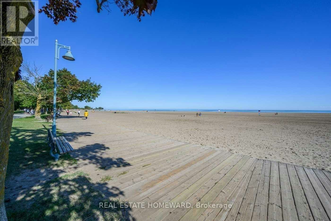 MAIN FLOOR-21 Love Crescent, Toronto, ON, M4E 1V6 - 45