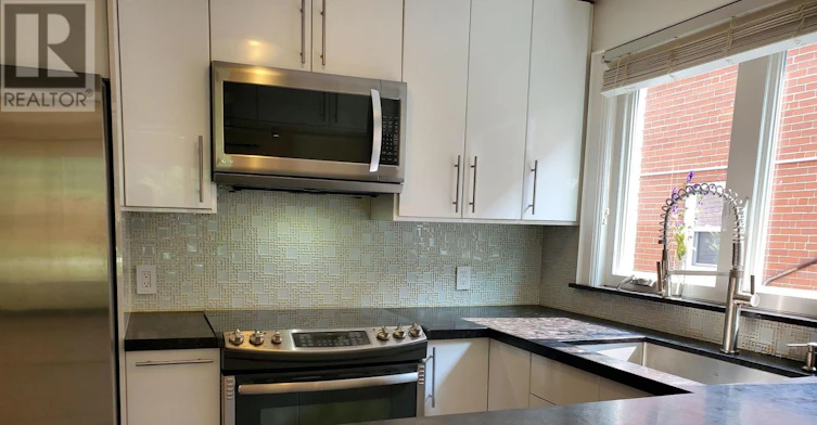 MAIN FLOOR-21 Love Crescent, Toronto, ON, M4E 1V6 - 12