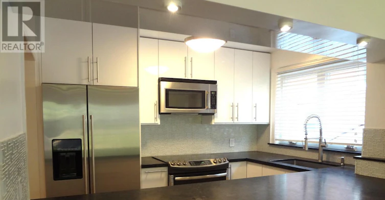 MAIN FLOOR-21 Love Crescent, Toronto, ON, M4E 1V6 - 14