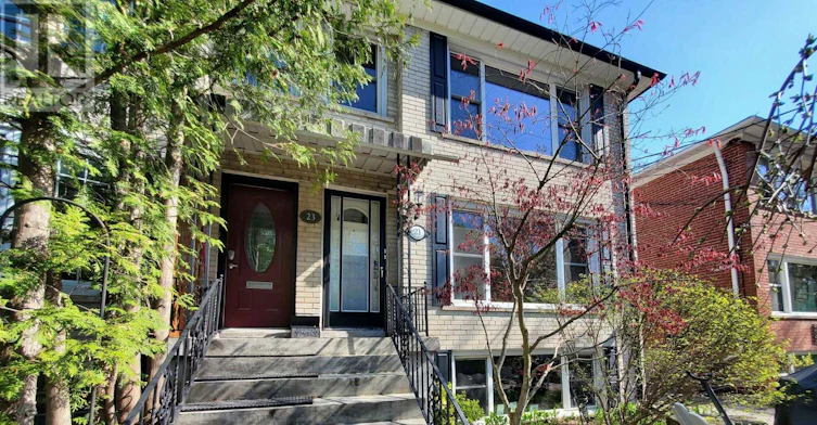 MAIN FLOOR-21 Love Crescent, Toronto, ON, M4E 1V6 - 2
