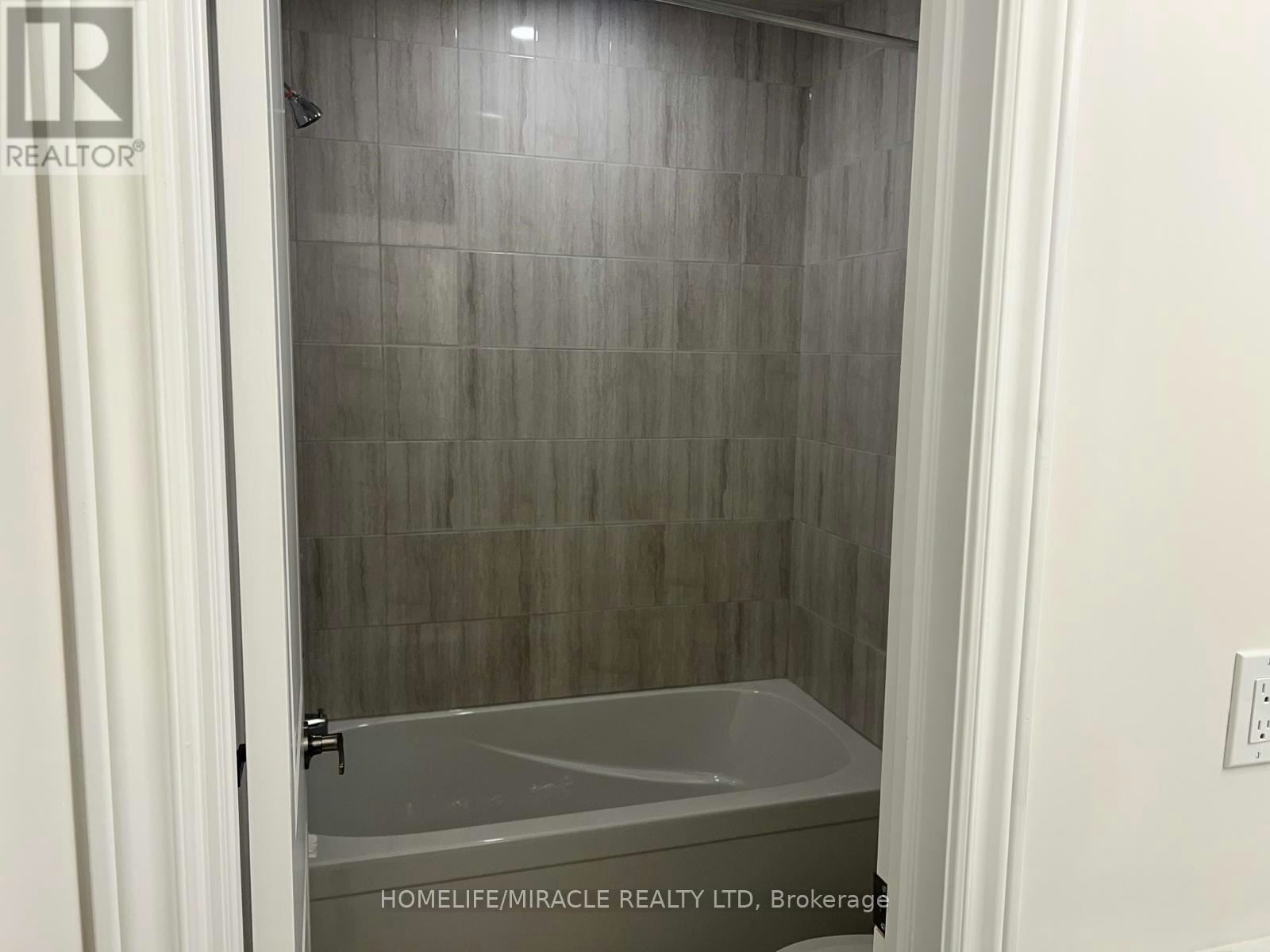 11 Sapphire Way, Thorold, ON, L2V 0L4 - 17