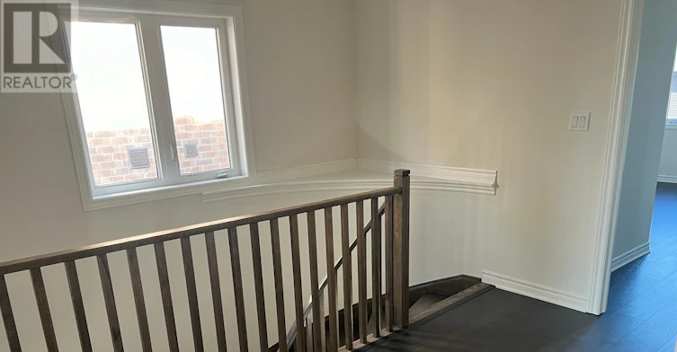 11 Sapphire Way, Thorold, ON, L2V 0L4 - 9