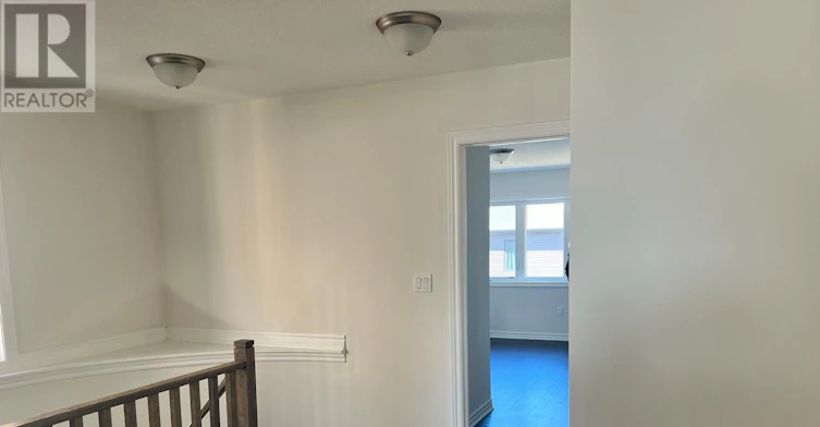 11 Sapphire Way, Thorold, ON, L2V 0L4 - 8