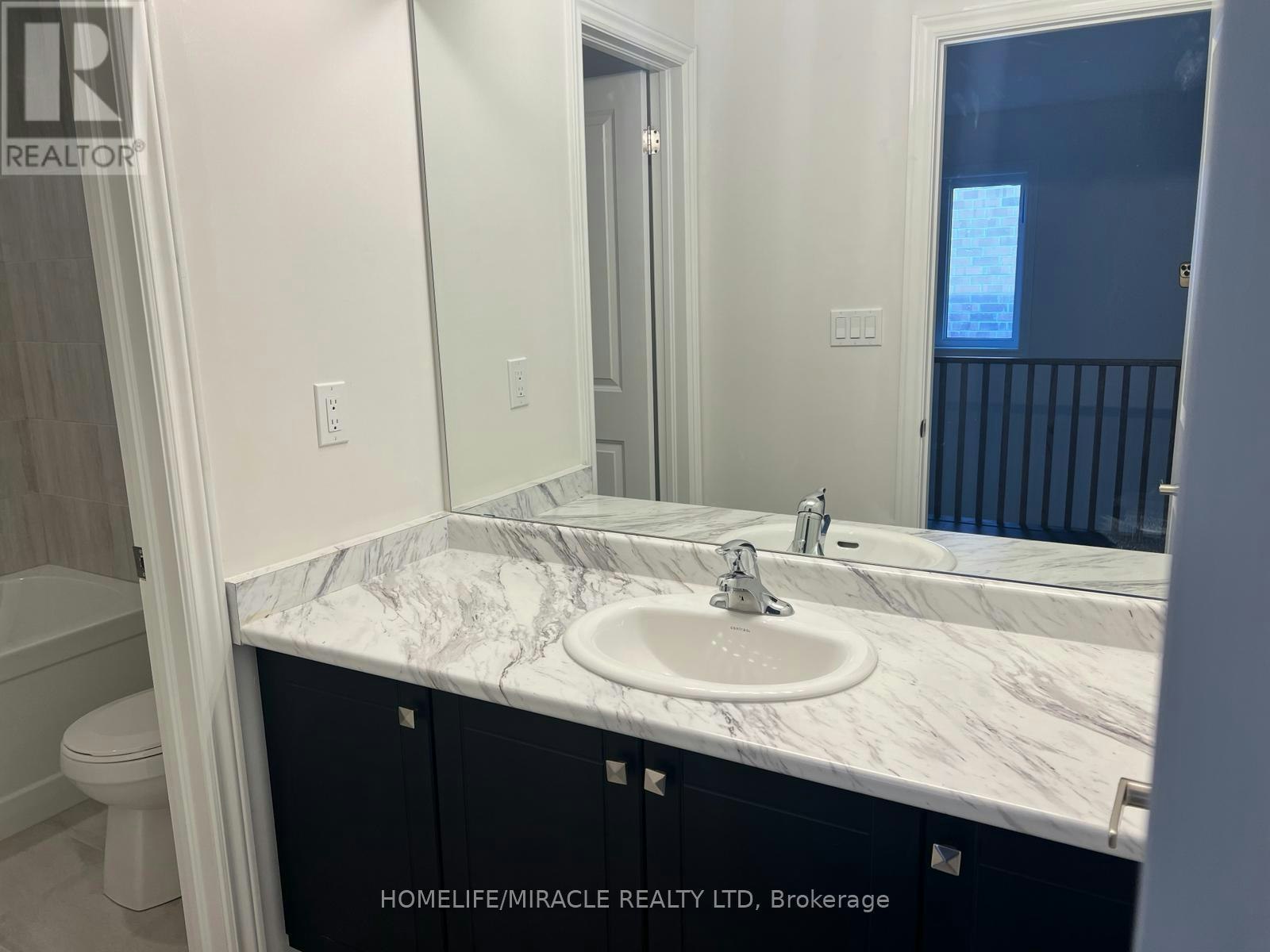11 Sapphire Way, Thorold, ON, L2V 0L4 - 18