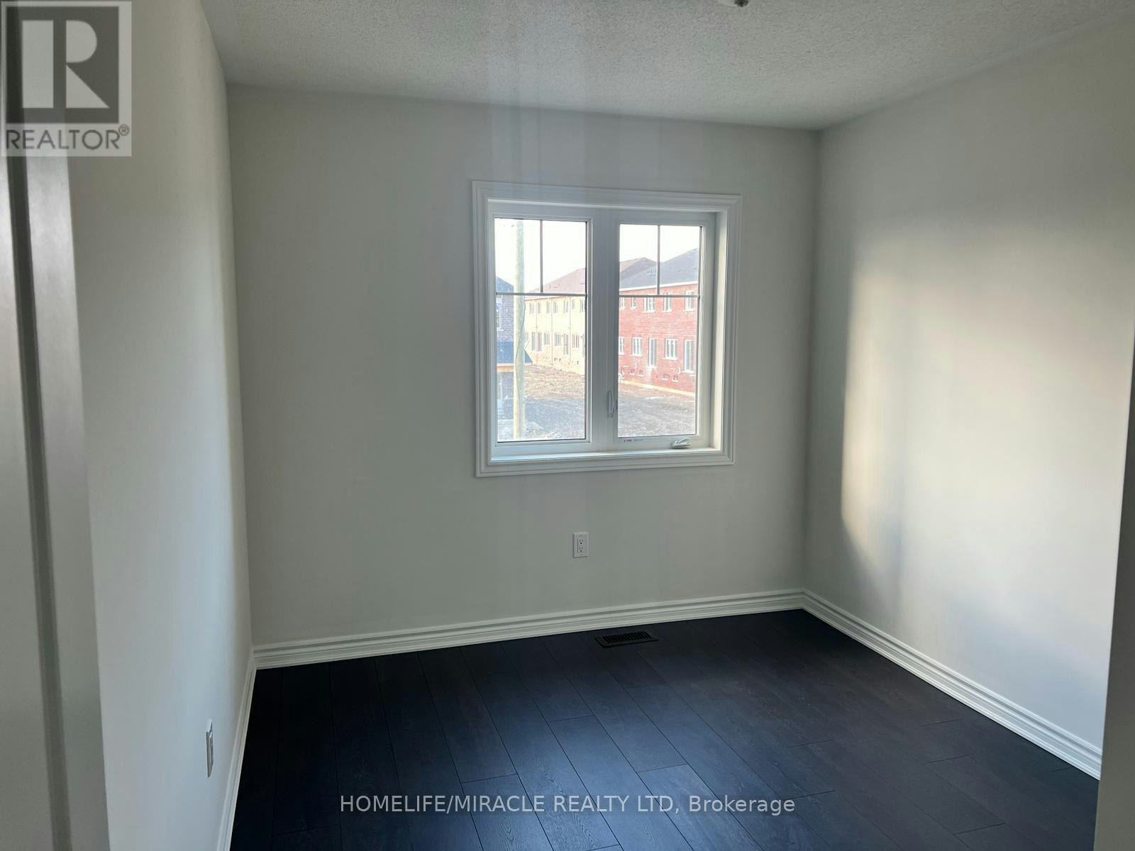 11 Sapphire Way, Thorold, ON, L2V 0L4 - 14