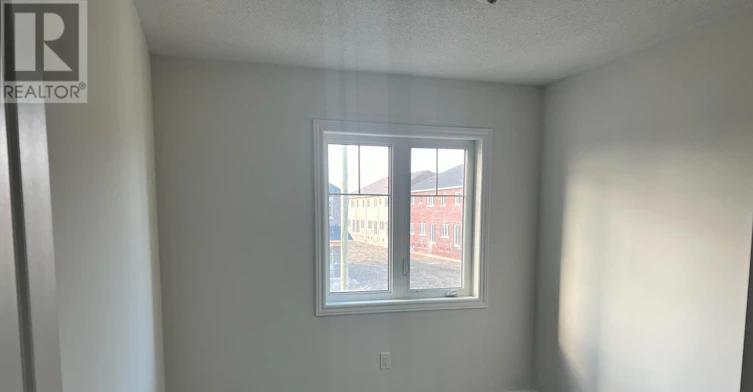 11 Sapphire Way, Thorold, ON, L2V 0L4 - 14