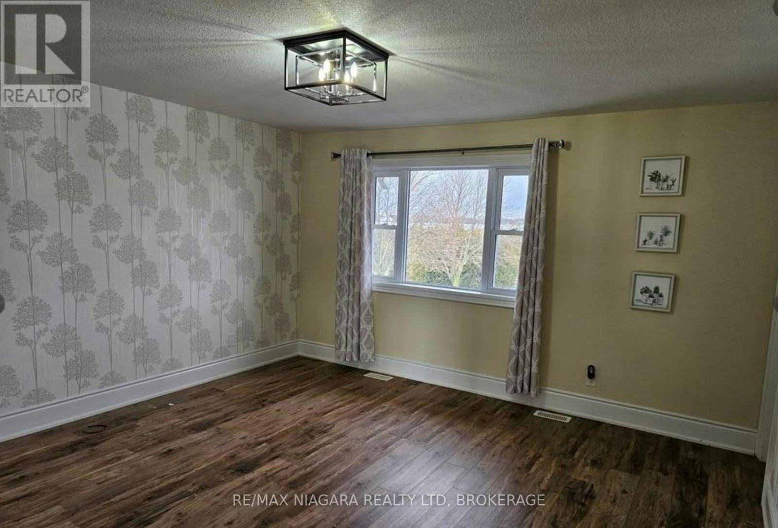 UPPER-1010 Foss Road, Pelham, ON, L0S 1C0 - 11