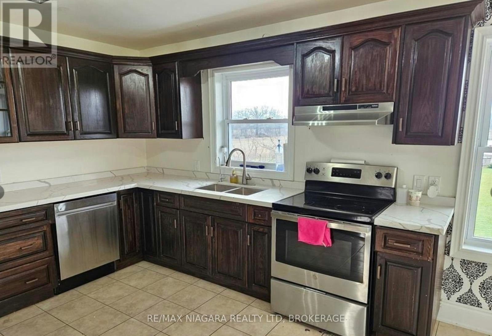 UPPER-1010 Foss Road, Pelham, ON, L0S 1C0 - 13