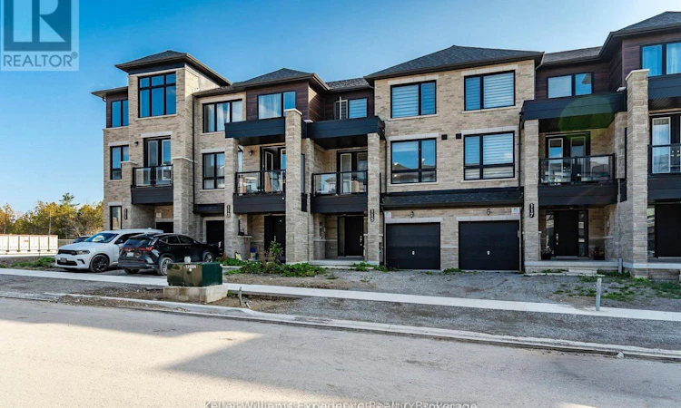 115 Blue Forest Crescent