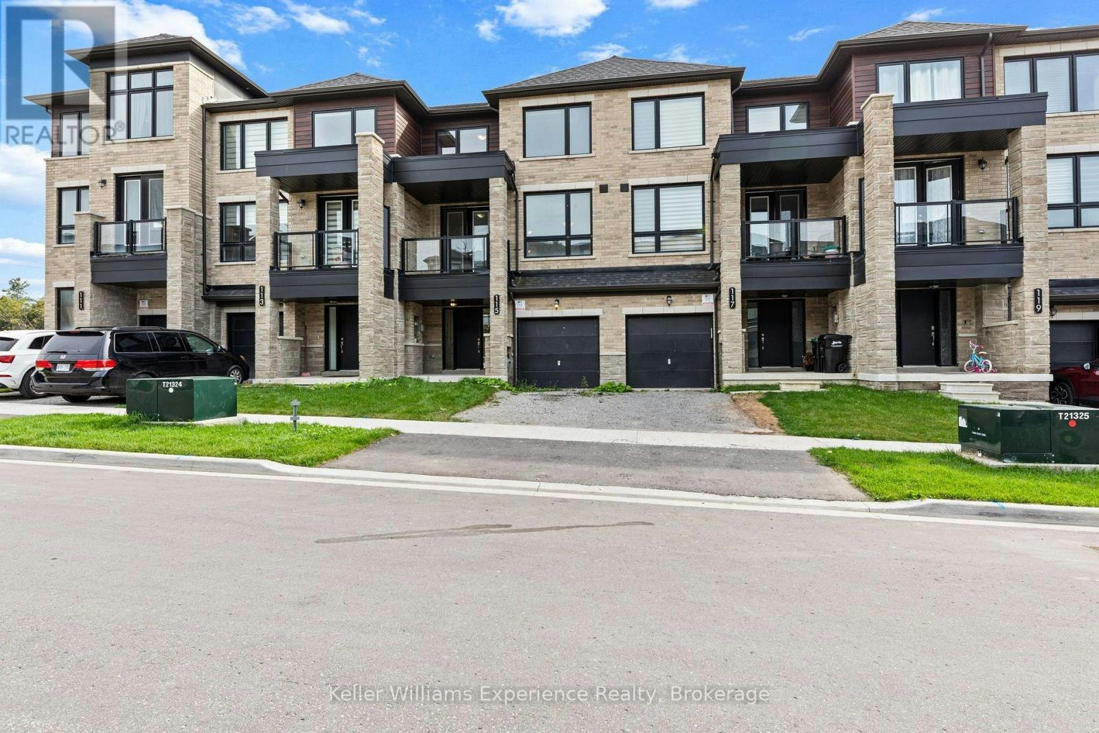 115 Blue Forest Crescent, Barrie, ON, L9J 0N7
