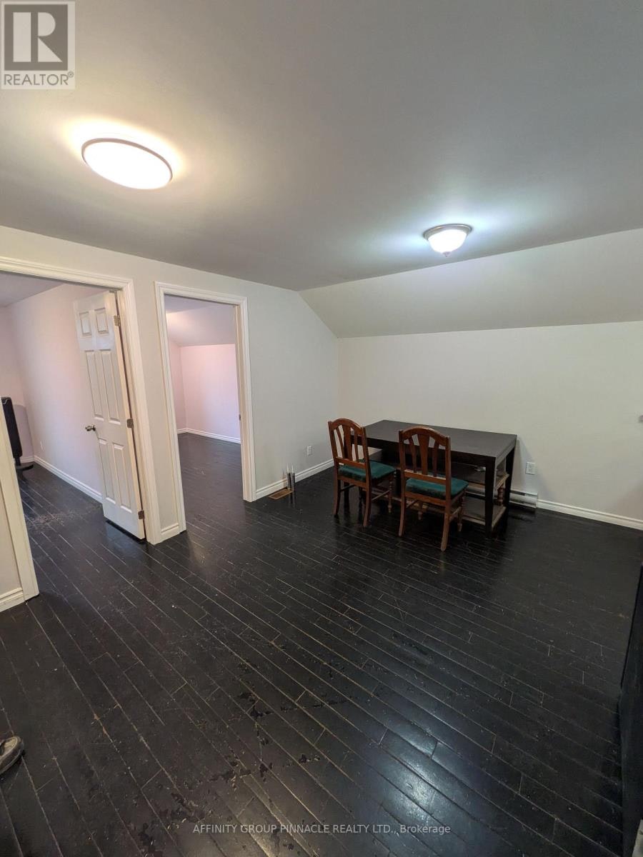 12 Russell Street W, Kawartha Lakes, ON, K9V 2W6 - 10