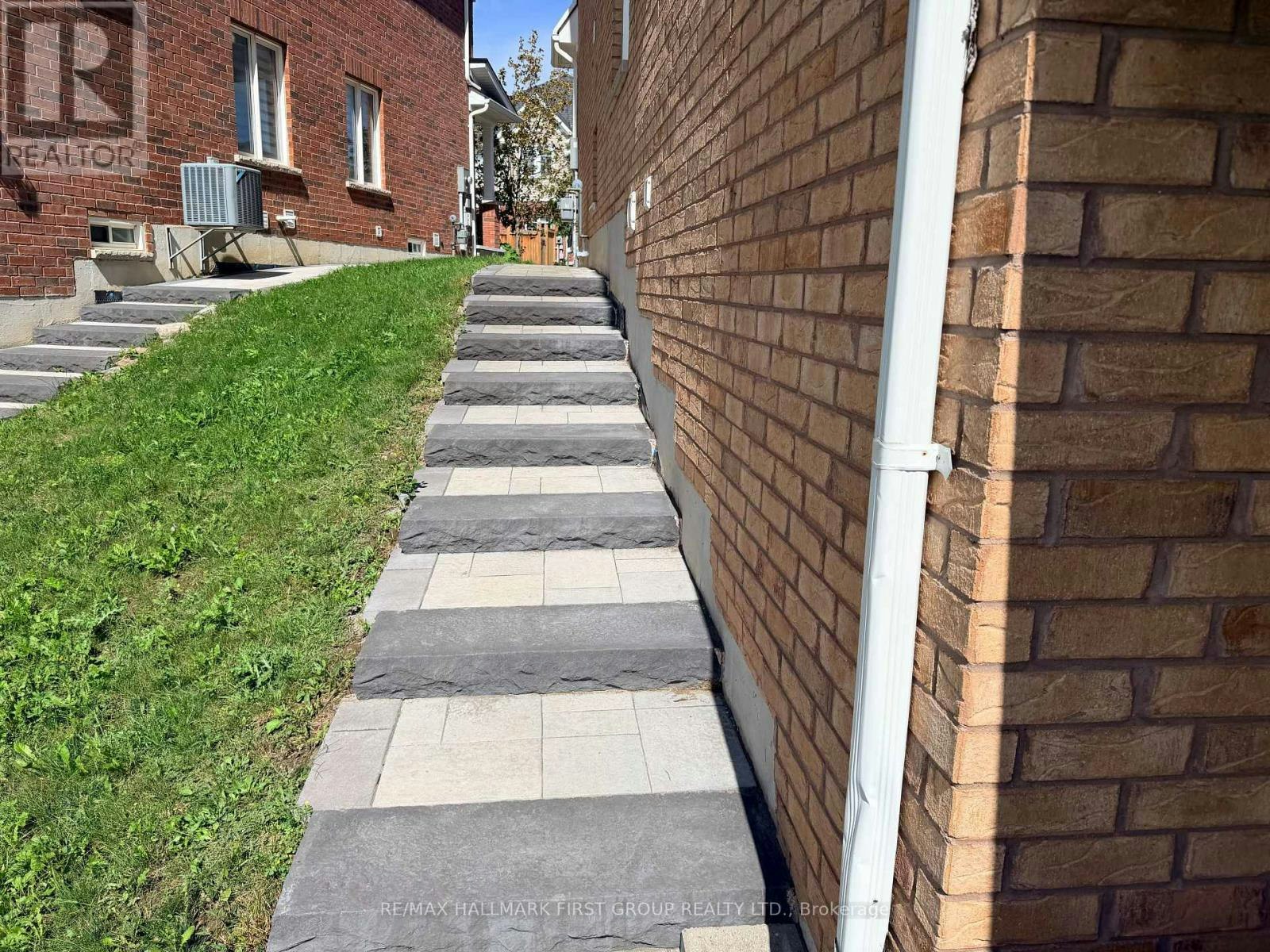 1671 William Lott Drive, Oshawa, ON, L1K 0X3 - 2