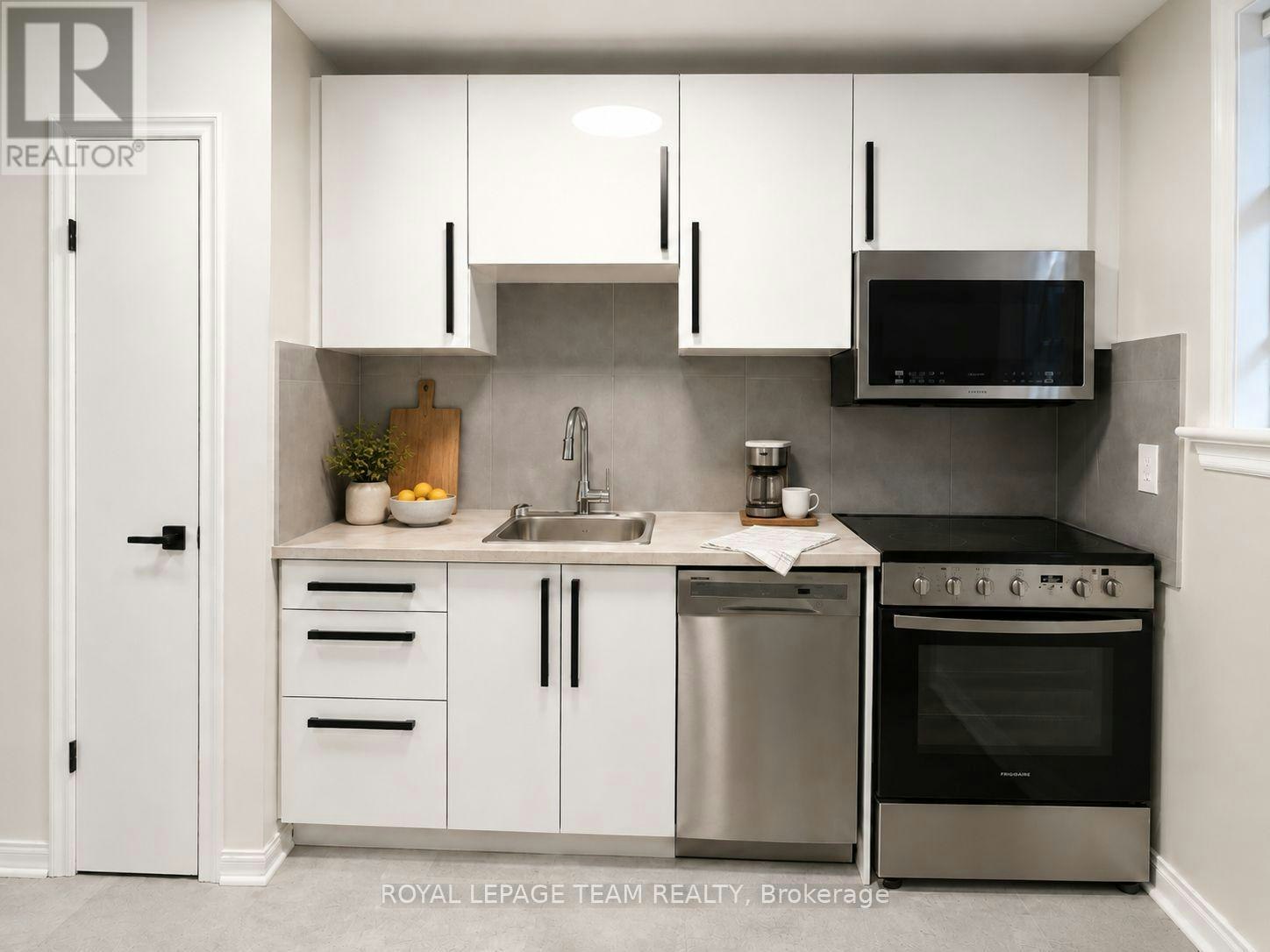 1-33 Coupal Street, Ottawa, ON, K1L 5Z9 - 6