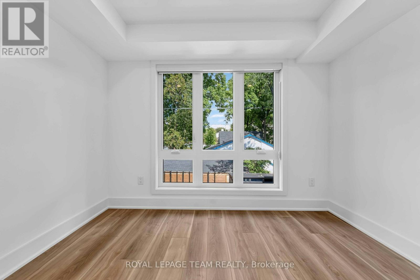 8-547 Melbourne Avenue, Ottawa, ON, K2A 1W7 - 23