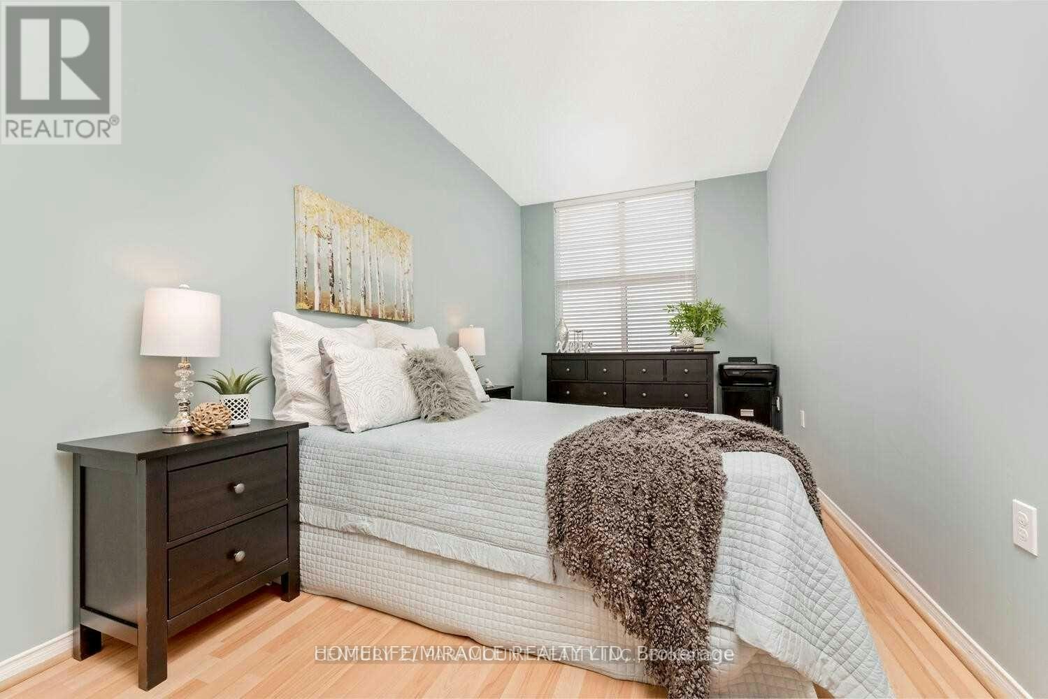 418-2199 Sixth Line, Oakville, ON, L6H 5V3 - 8