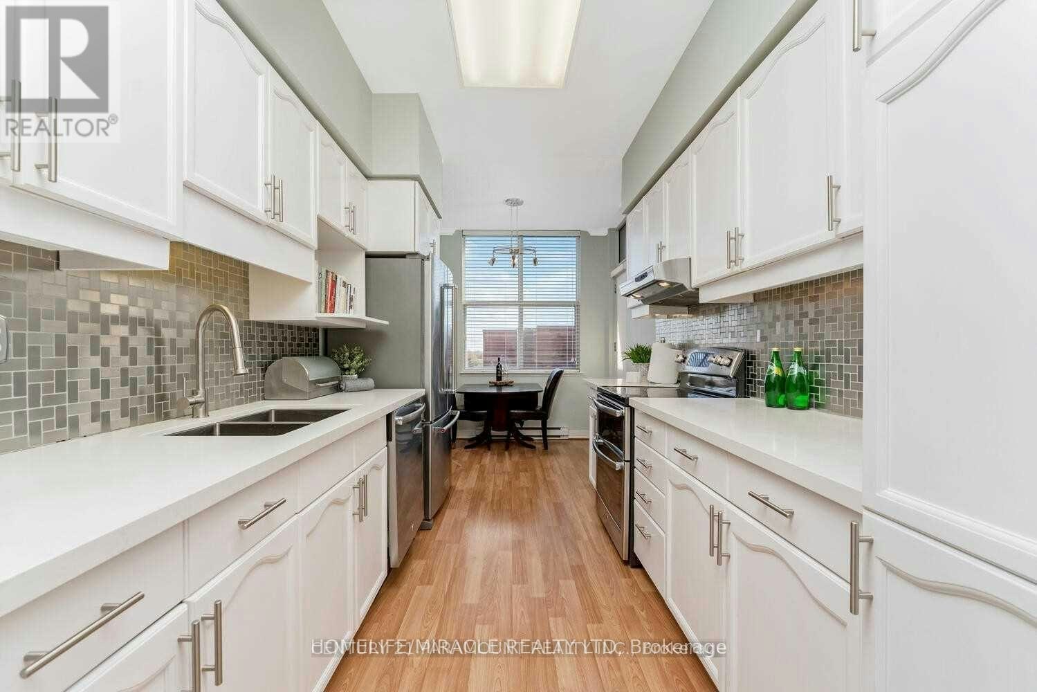 418-2199 Sixth Line, Oakville, ON, L6H 5V3 - 18