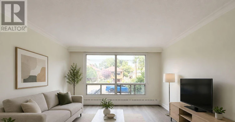 MAIN-46 Montcalm Avenue, Toronto, ON, M6E 4N7 - 3