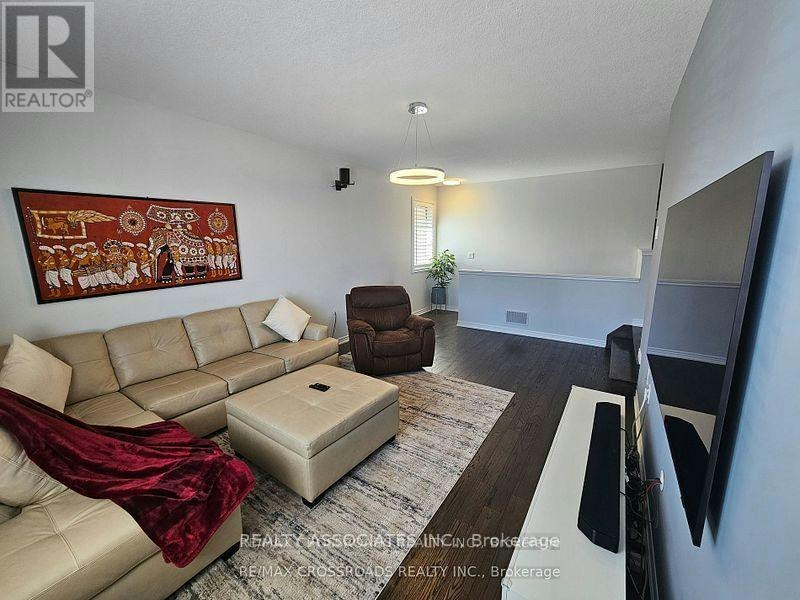 35 Cutts Crescent, Hamilton, ON, L0R 1C0 - 11