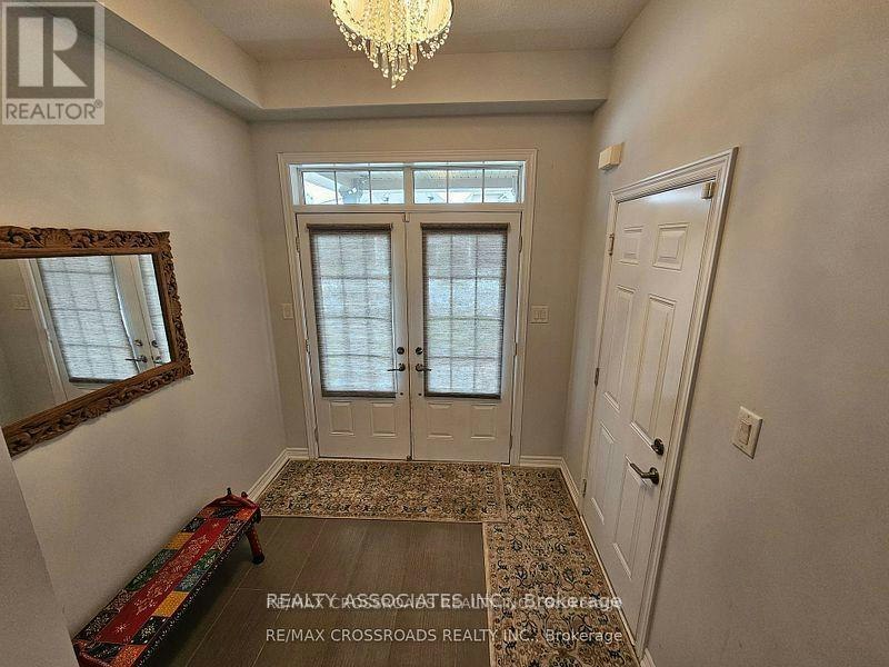 35 Cutts Crescent, Hamilton, ON, L0R 1C0 - 2