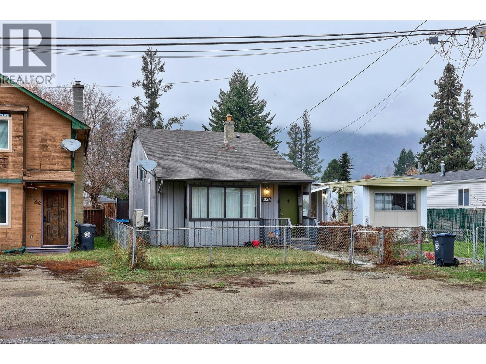 1026 Hillside Avenue, Chase, BC, V0E 1M0