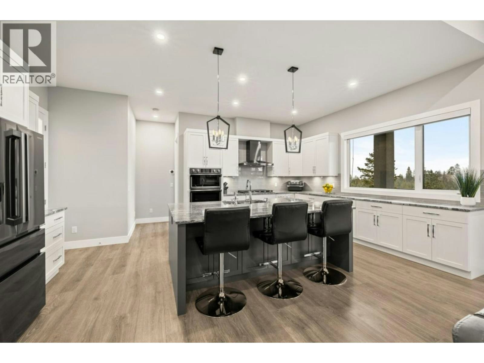 2505 Tallus Heights Drive, West Kelowna, BC, V4T 3M2 - 9