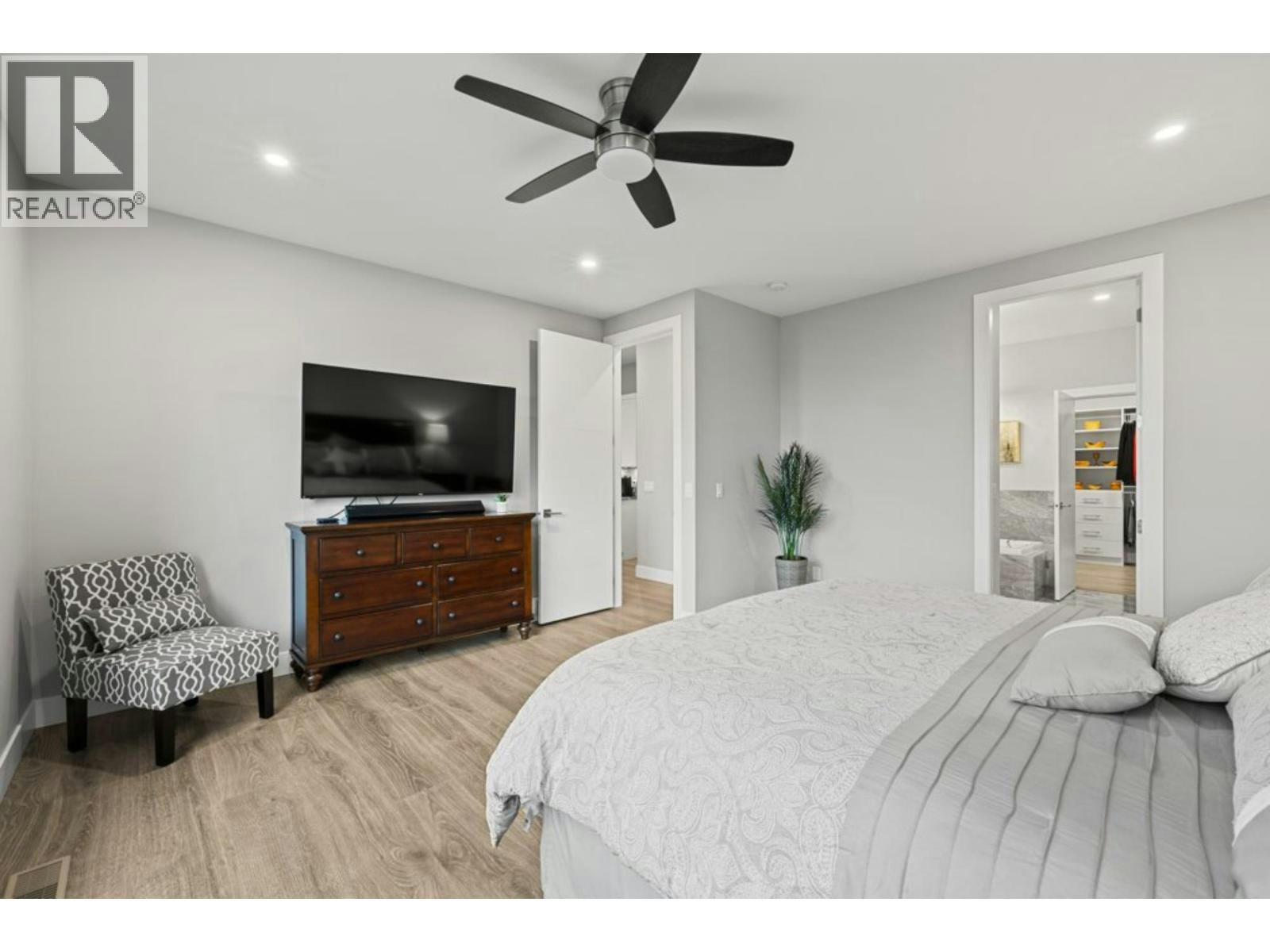 2505 Tallus Heights Drive, West Kelowna, BC, V4T 3M2 - 16