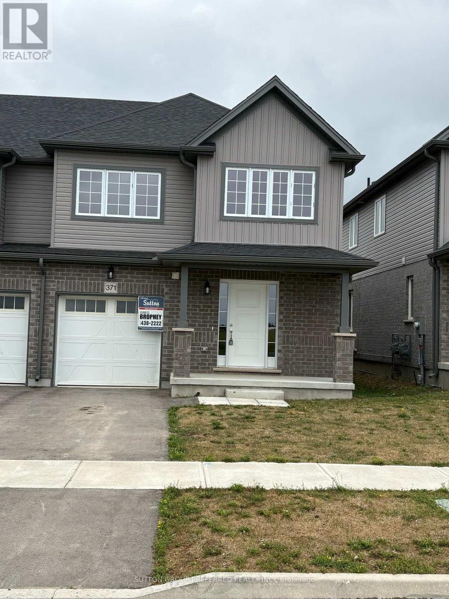 371 Kennington Way, London, ON, N6L 0H4