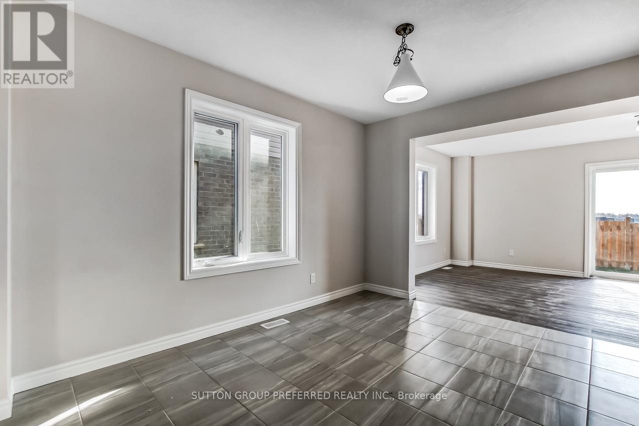 371 Kennington Way, London, ON, N6L 0H4 - 6