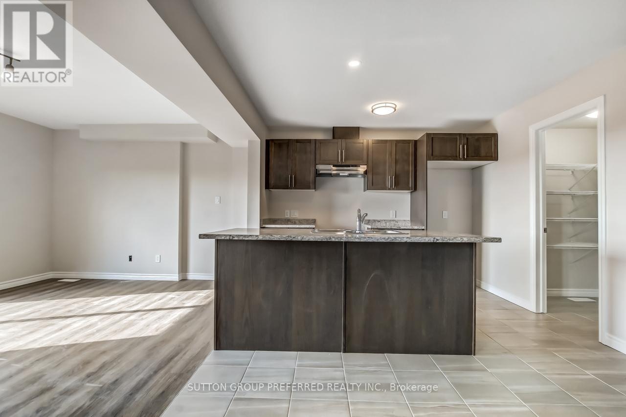 371 Kennington Way, London, ON, N6L 0H4 - 7