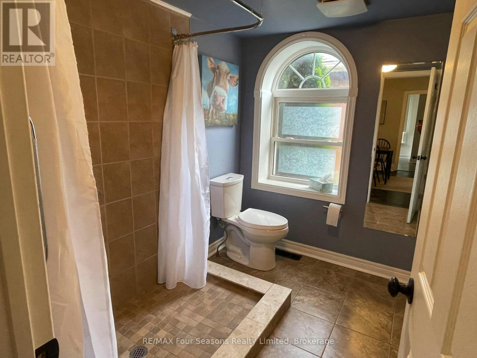 61 Sixth Street, Collingwood, ON, L9Y 1Y8 - 8