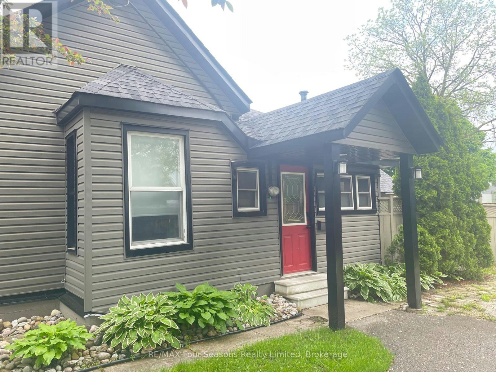 61 Sixth Street, Collingwood, ON, L9Y 1Y8 - 2