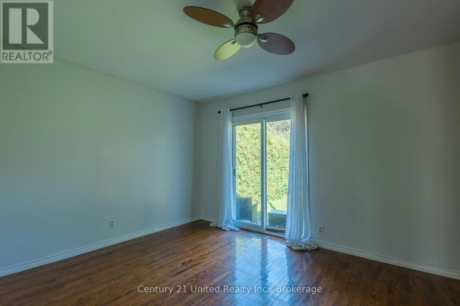 255 Woodward Avenue, Smith-Ennismore-Lakefield, ON, K9L 1K1 - 11