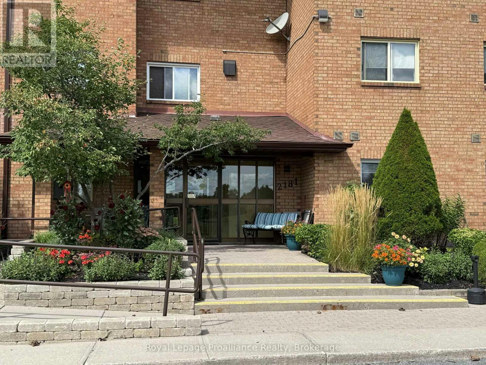 102-2181 Walker Avenue, Peterborough, ON, K9L 1T6