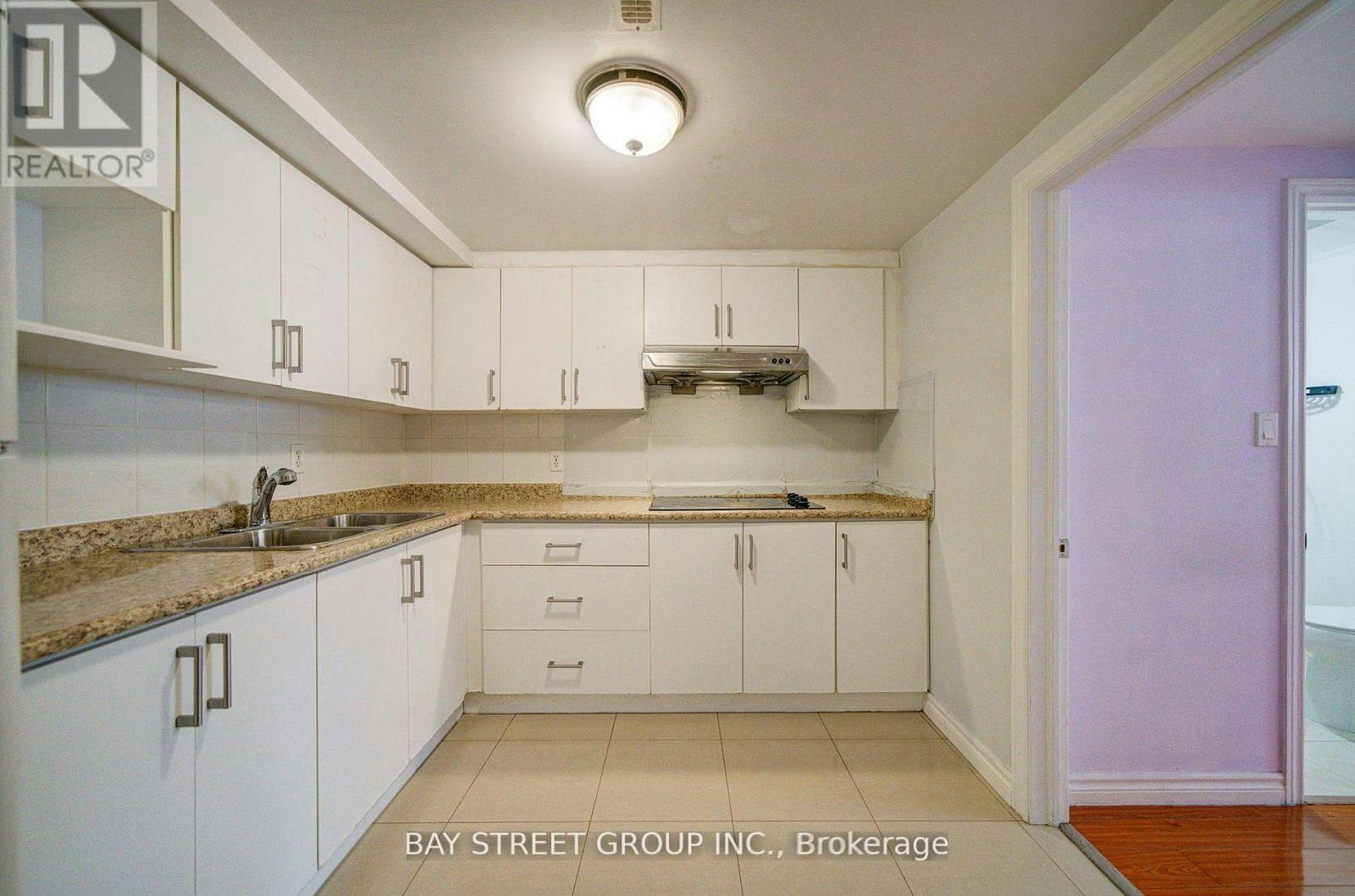 BSMT-5 Lockdare Street, Toronto, ON, M1S 2Z5 - 2